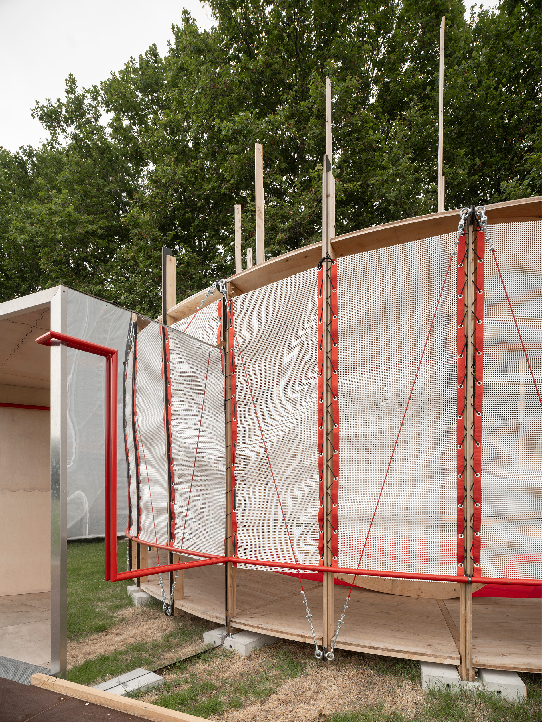 Pavillon LA ROUTINE - Archi-Folies 2024 Pavillon LA ROUTINE - Archi-Folies 2024