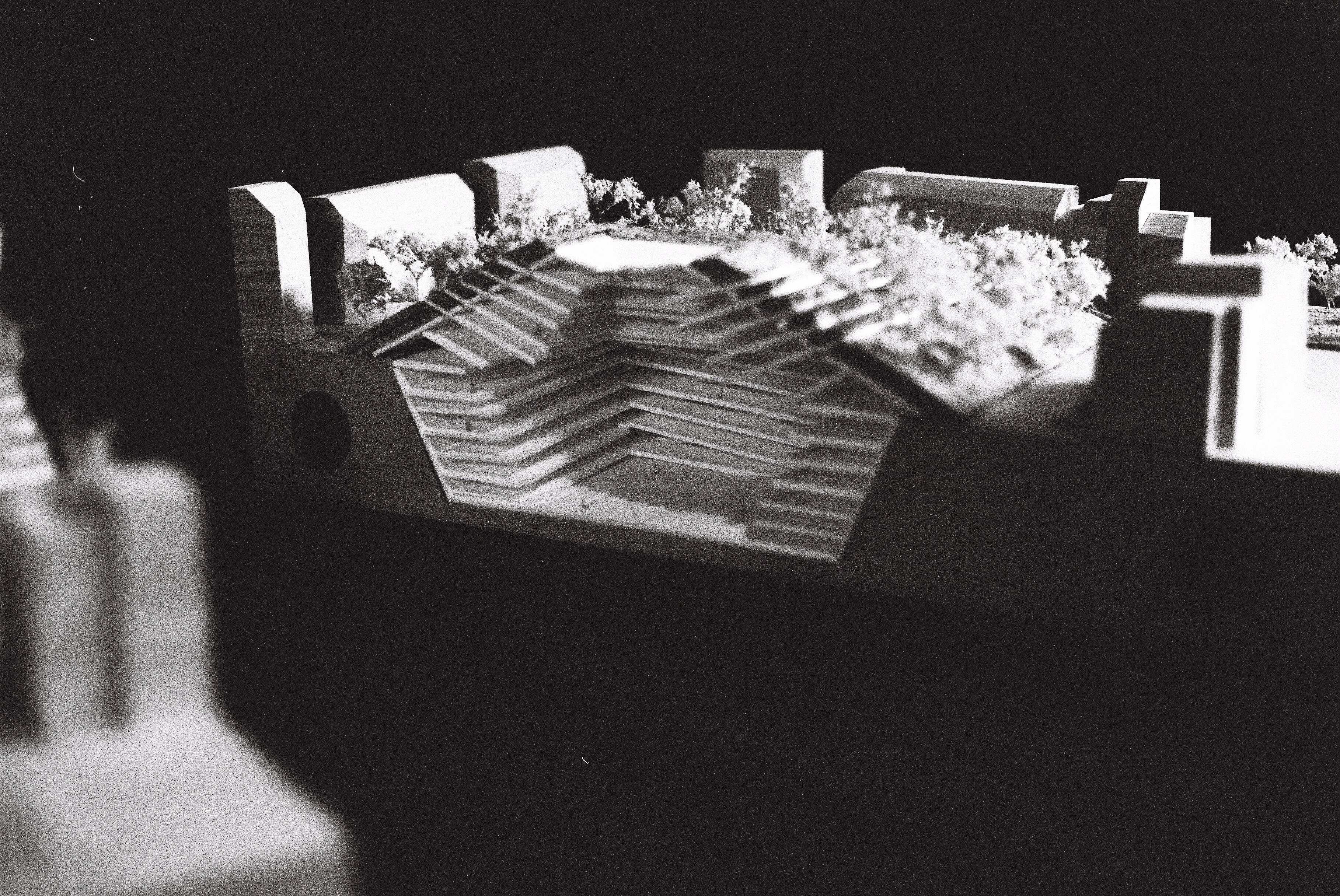 Claude Parent - Maquette Tumulus Urbain - Concours Beaubourg 1971 (Académie d'Architecture) Claude Parent - Maquette Tumulus Urbain - Concours Beaubourg 1971 (Académie d'Architecture)